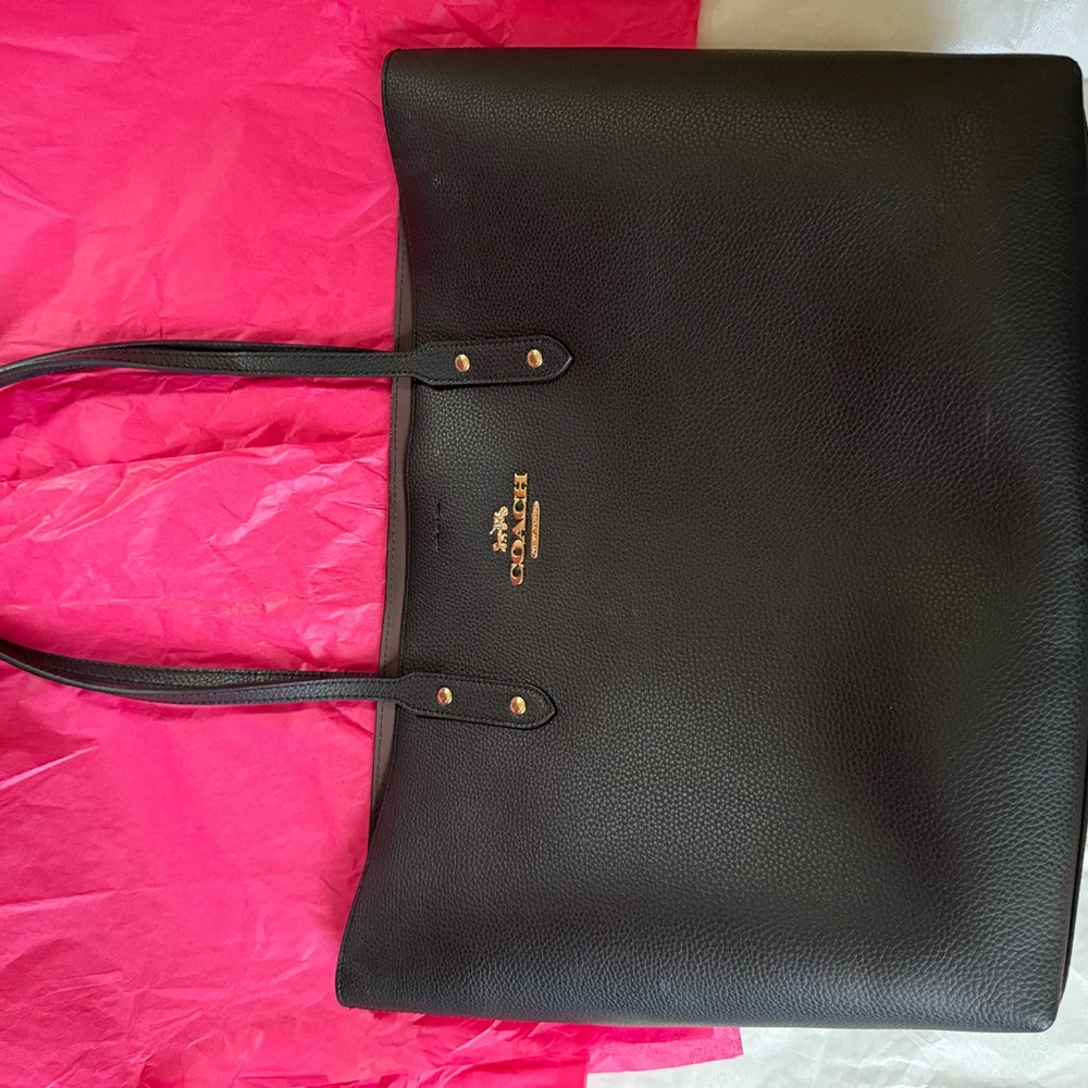 Coach Tote